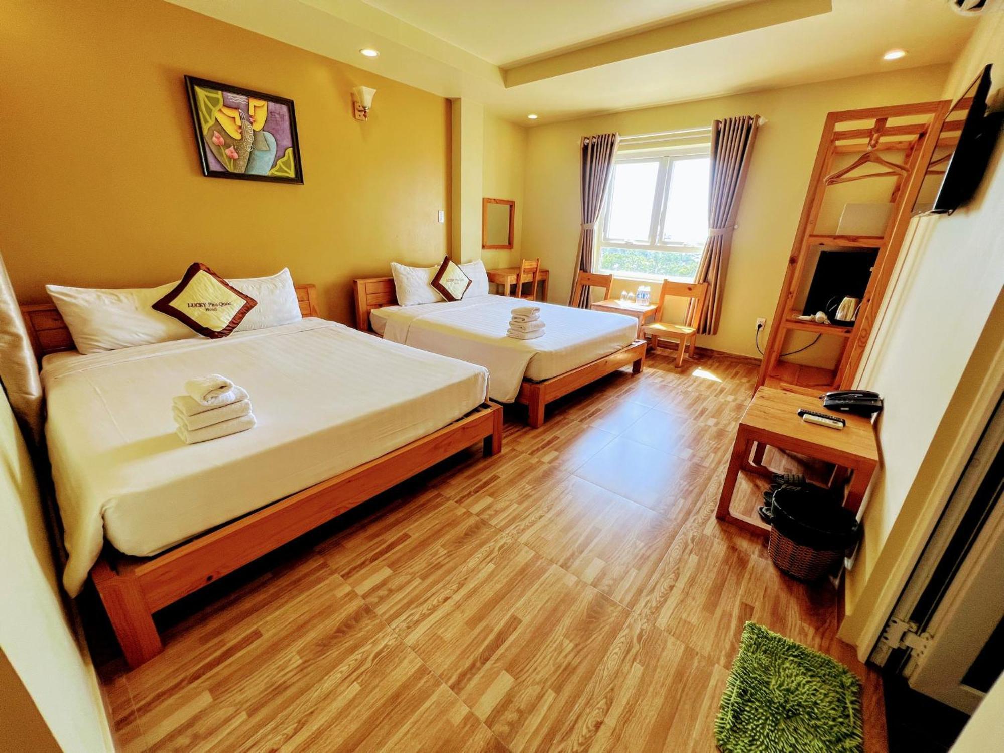 Lucky Phu Quoc Hotel Eksteriør billede